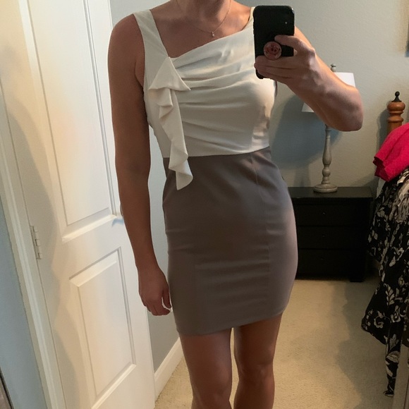 Forever 21 Dresses & Skirts - Never worn tan/cream dress